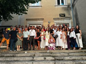 Foto vijest- 20 godina od mature